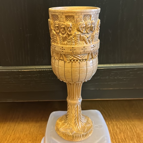 Vintage Hand Carved Olive Wood Chalice Cup w/ Jerusalem Last Supper & Jesus - Picture 2 of 14